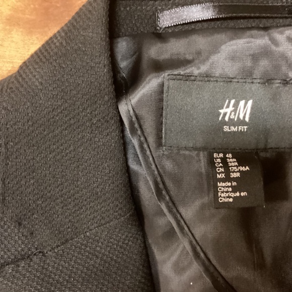 Blazer - Picture 2 of 2